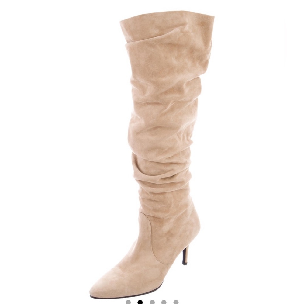 Stuart Weitzman
Suede Knee-High Boots